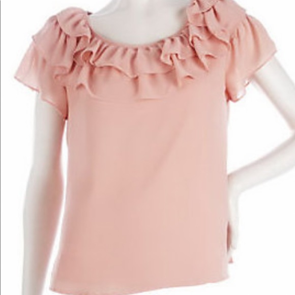 NWOT Beautiful White lined ruffled Blouse - Picture 1 of 5